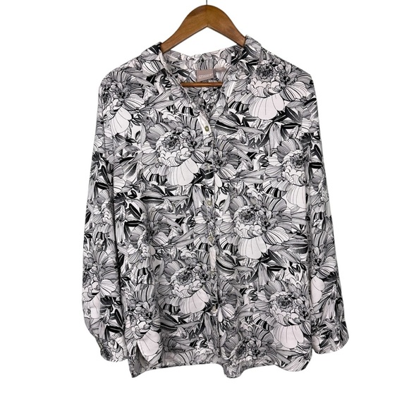 Chico's Black and White Floral Button Down Shirt Size 2 - Picture 1 of 7